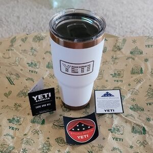NWT Yeti 2024 Folds of Honor White 30 OZ Tumbler